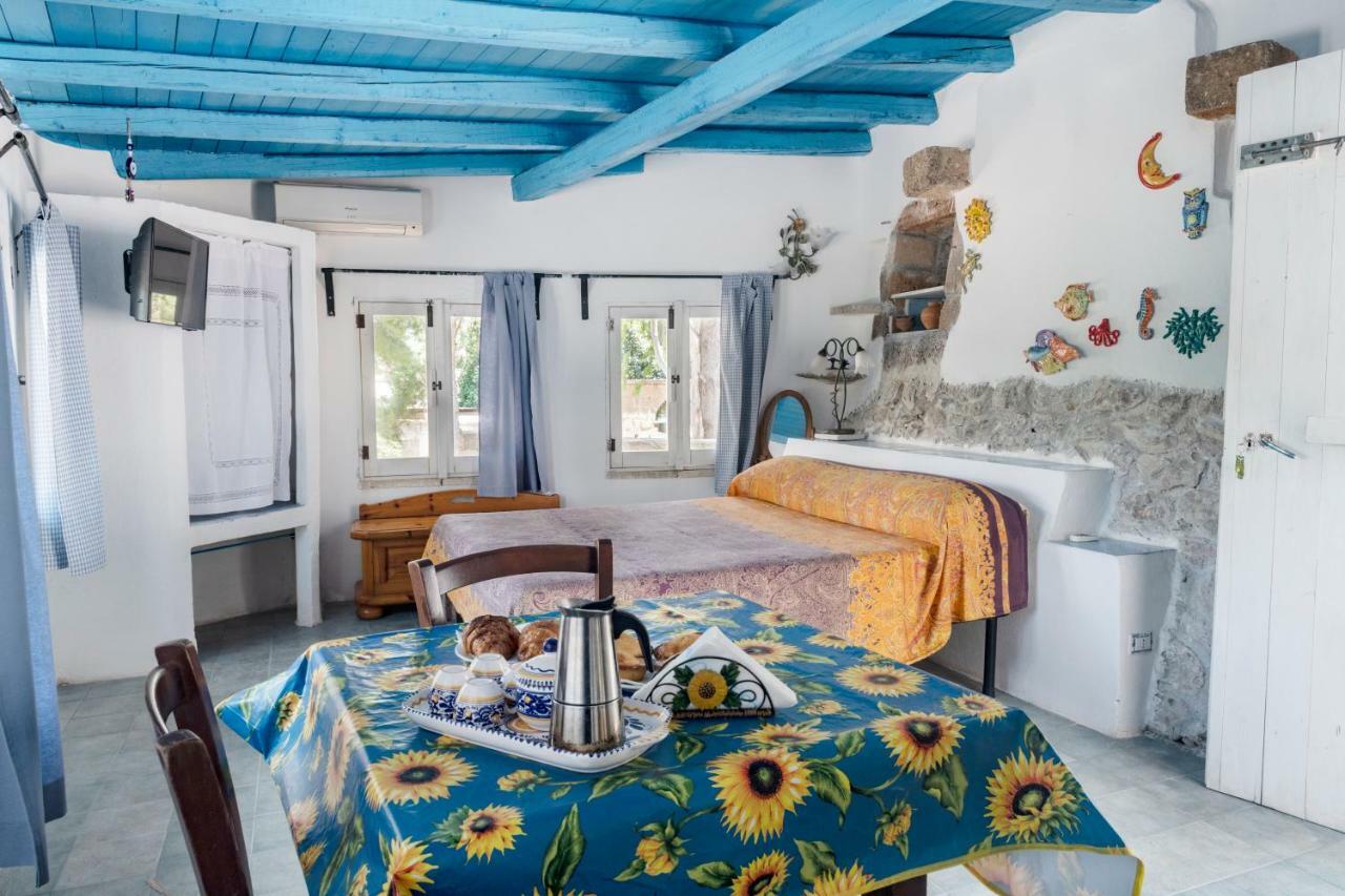 Casa Vacanze Capurre "Trulli E Pajare A Due Passi Dal Pizzo" Gallipoli Exteriér fotografie