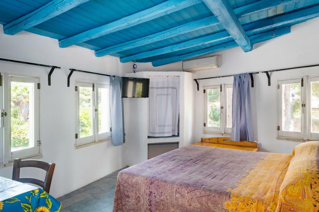 Casa Vacanze Capurre "Trulli E Pajare A Due Passi Dal Pizzo" Gallipoli Exteriér fotografie